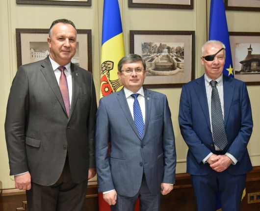 Dr. Banks cu președintele Parlamentului Republicii Moldova